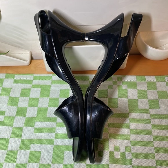 Marc by Marc Jacobs black jelly sling back slide low heel waterproof 39 8.5 9 - Picture 3 of 10